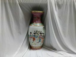 Chinese Famille Rose Porcelain Vase