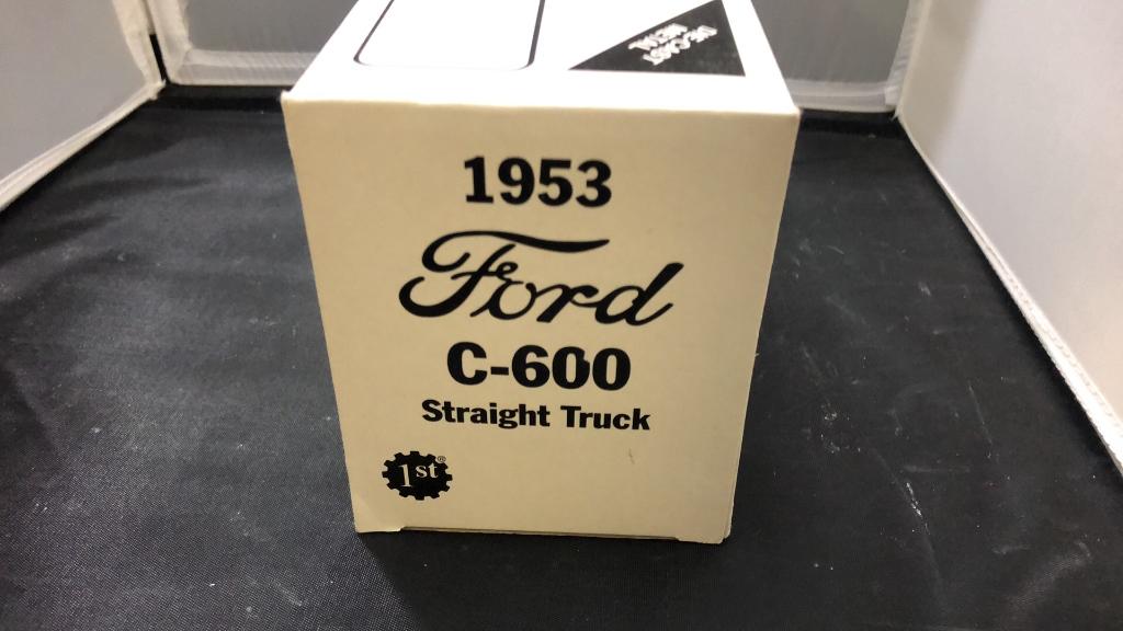 1953 Ford C-600 Straight Truck Die-Cast Replica.