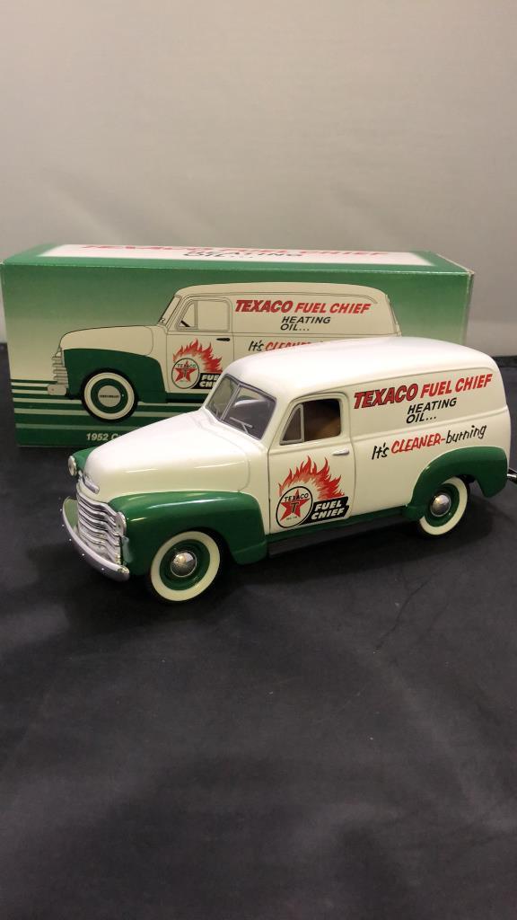 1952 Texaco Chevrolet Panel Delivery Die-Cast Repl
