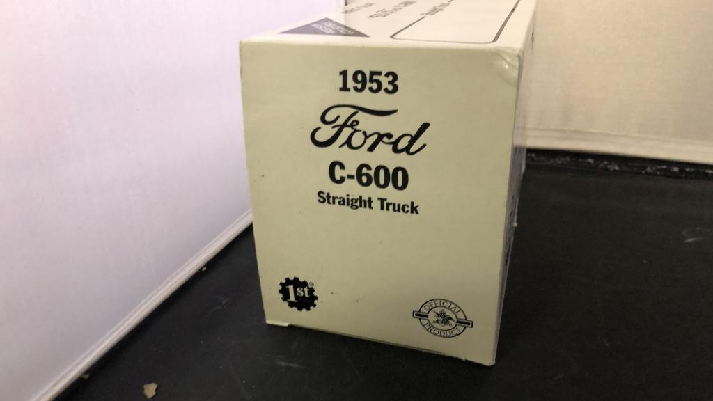 1953 Ford C-600 Straight Truck Die-Cast Replica.