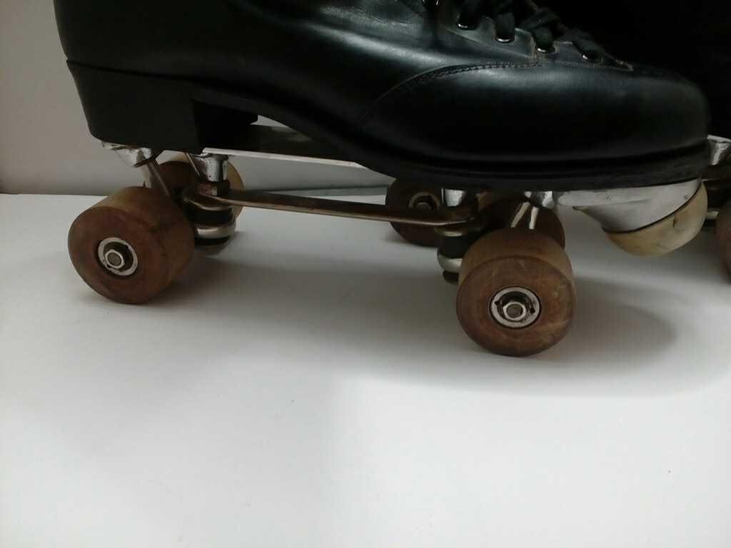 Vintage Men's Roller Skates - Cleveland Skate Co