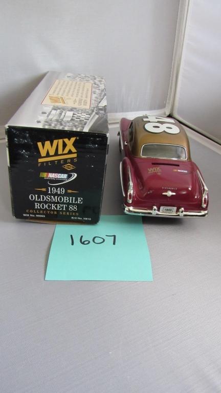 1949 Oldsmobile Rocket 88, Die-Cast Replica.