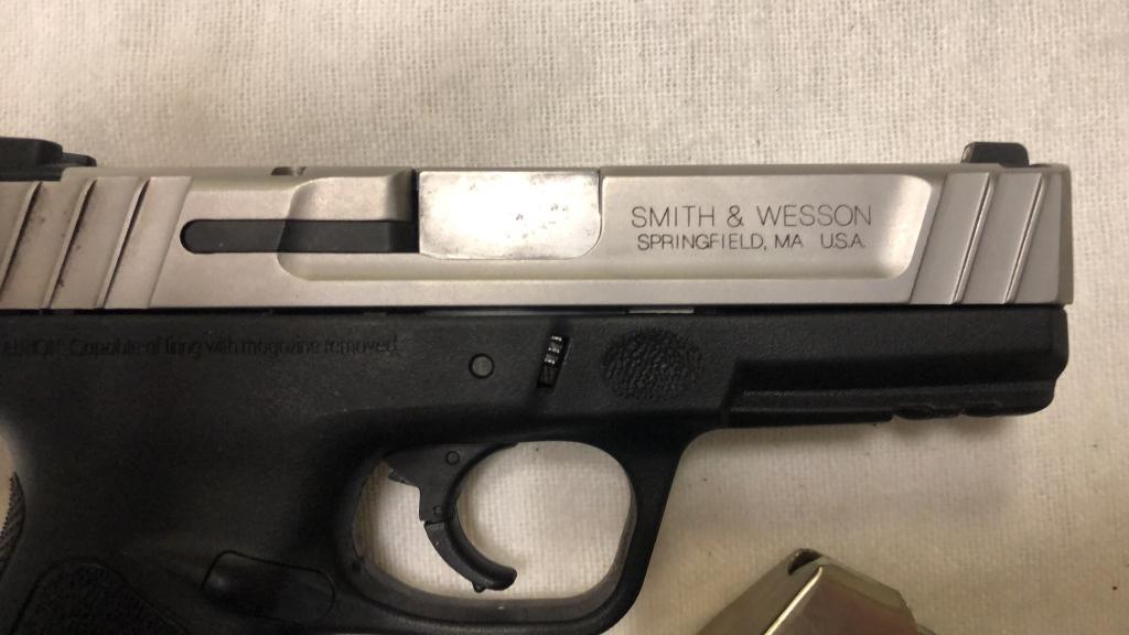 Smith & Wesson Model SD9 VE SN#FZK7489.