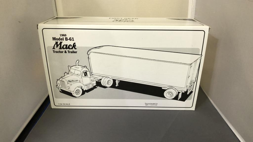 1960 Mack Model B-61 Tractor & Trailer Die-Cast Re