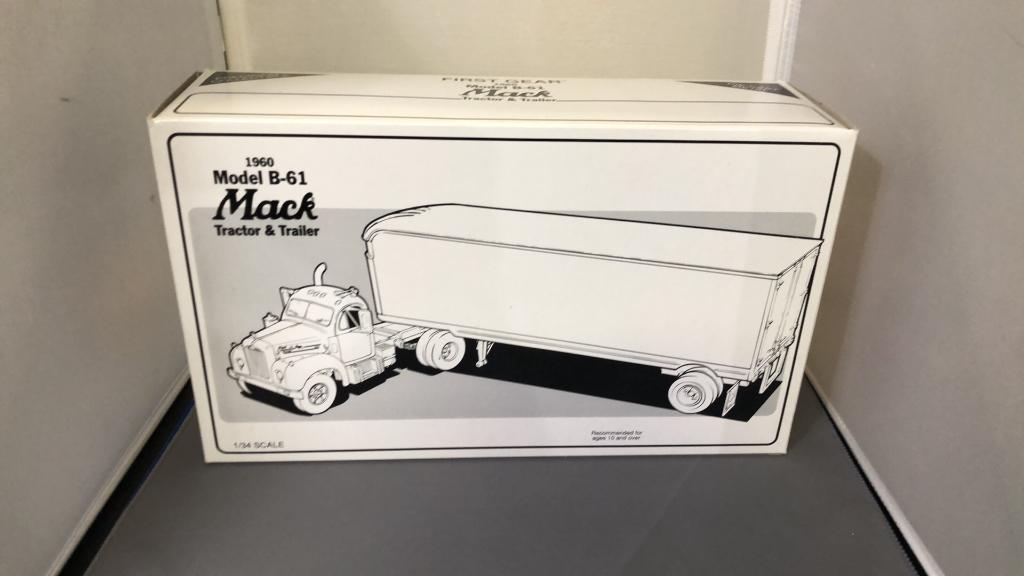 1960 Mack Model B-61 Tractor & Trailer Die-Cast Re