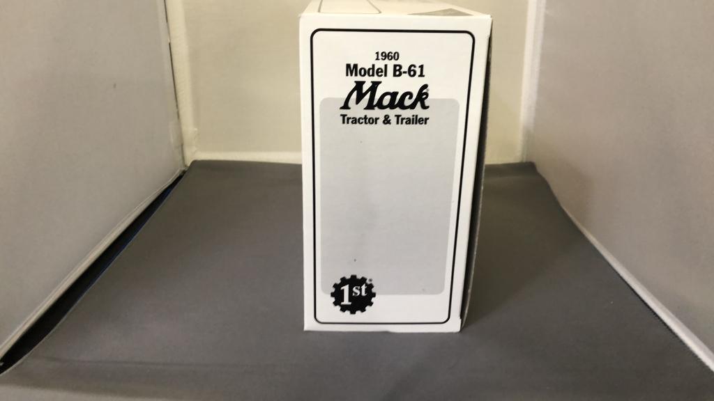 1960 Mack Model B-61 Tractor & Trailer Die-Cast Re