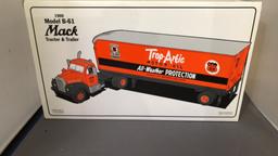 1960 Mack Model B-61 Tractor & Trailer Die-Cast Re