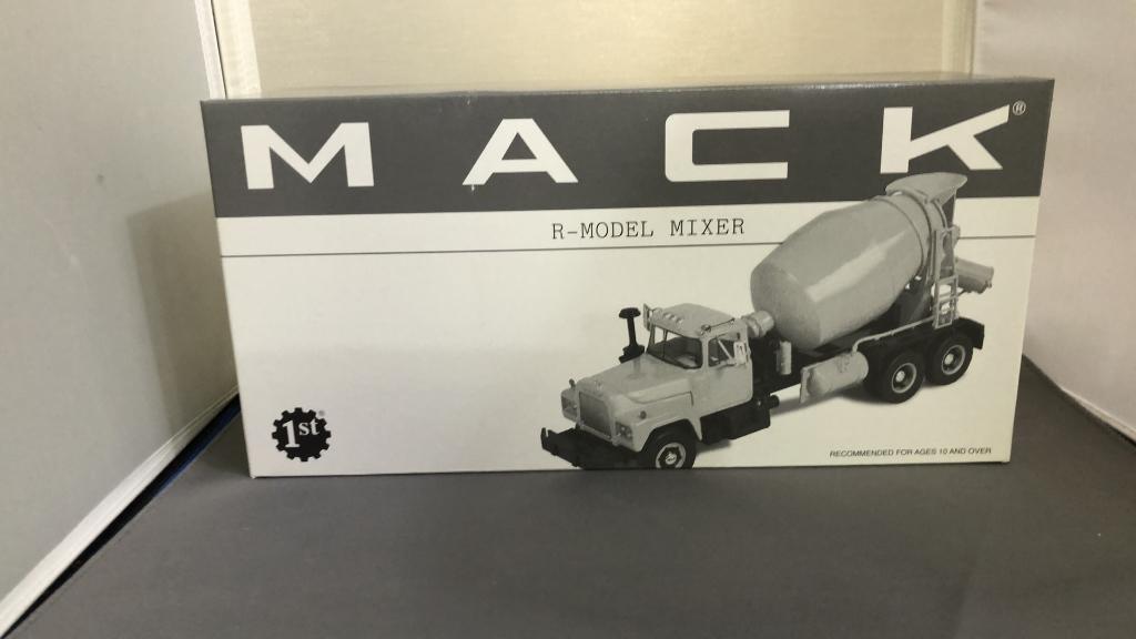 Mack R-Model Mixer Die-Cast Replica.