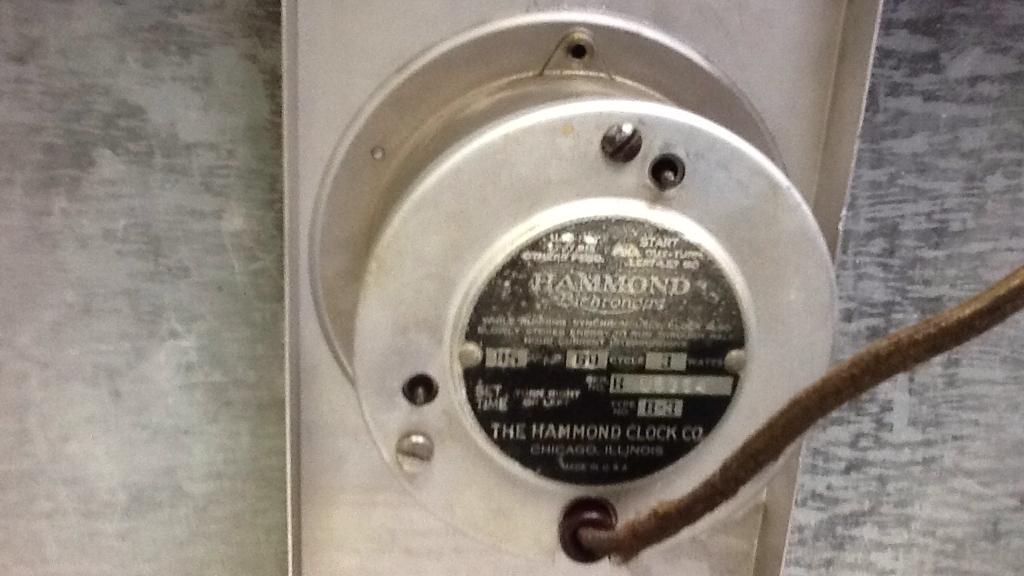 Hammond Bichronous Wall Clock