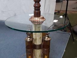 VINTAGE SIDE TABLE LAMP DAMAGED