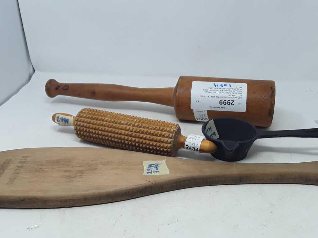 LOT WOOD ROLLING PINS, MINI CAST IRON POT, PADDLE