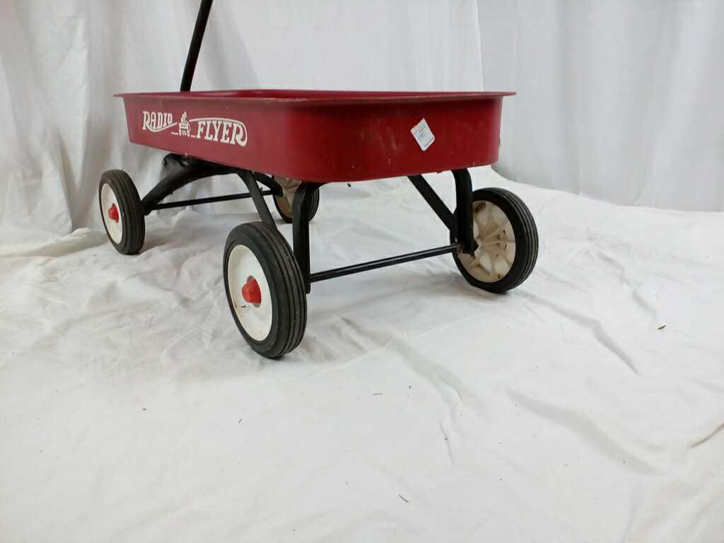 METAL RADIO-FLYER WAGON