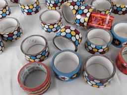 ROLLS OF SCOTCH DUCT TAPE WITH DIFFERING DESIGNS