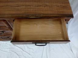 WOODEN DESK WITH 4 DRAWERS