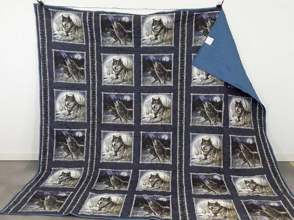 108" X 106" WOLF PATTERN QUILTED BLANKET