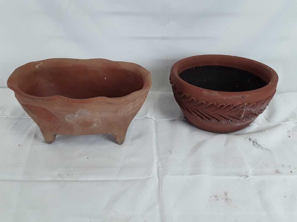 TERRACOTTA BATH FLOWER POT AND NORMAL FLOWER POT