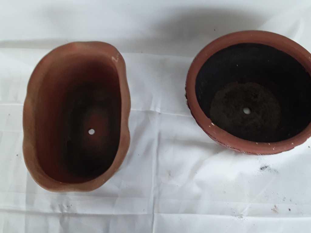 TERRACOTTA BATH FLOWER POT AND NORMAL FLOWER POT