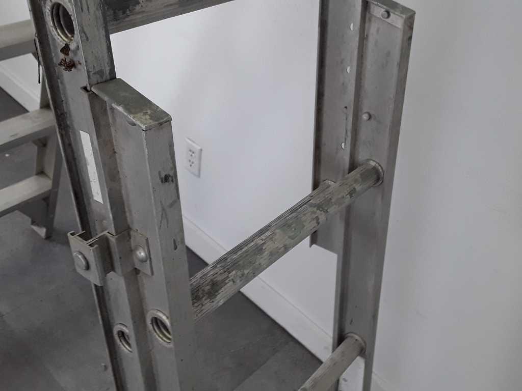 8FT ALUMINUM STEP LADDER