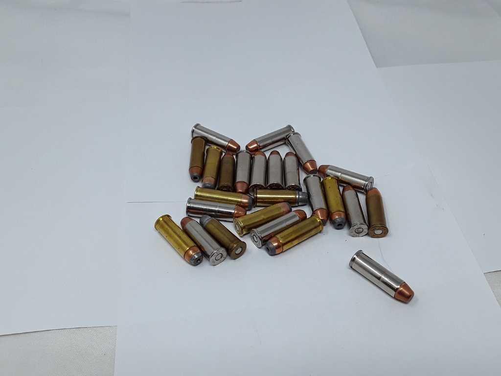 25 ROUNDS OF 44 CAL AMMO