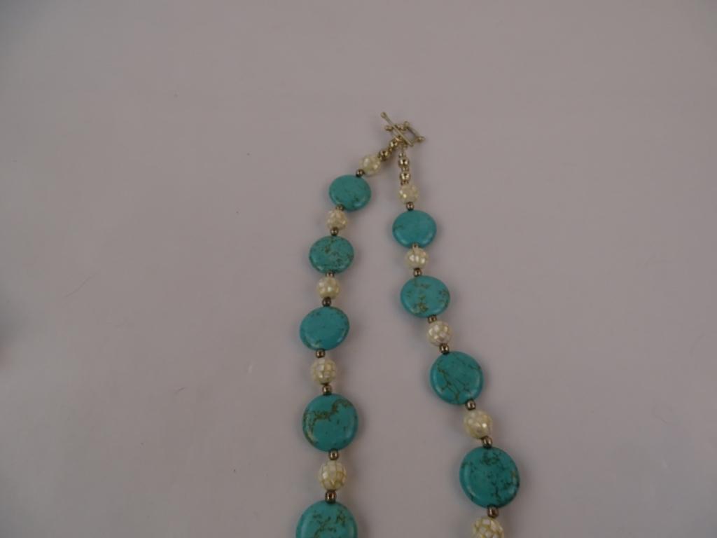 Turquoise & MOP Silvertone Necklace 22"