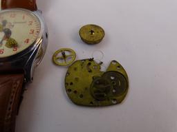 VINTAGE MICKEY MOUSE WRIST WATCH