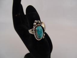 Silvertone Turquoise Leaf Design Ring Sz 7