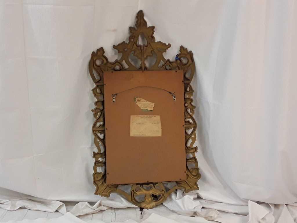 WALL MOUNT FASHION PLATE MIRROR