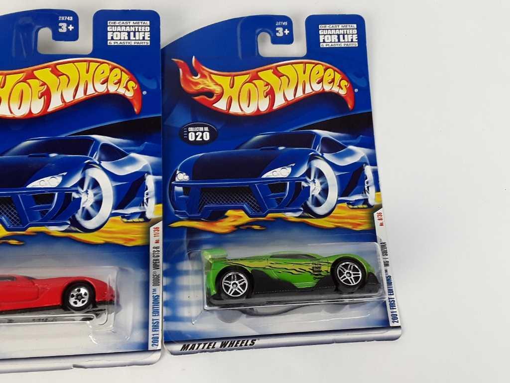 3 HOT WHEELS 2001 1ST EDITIONS