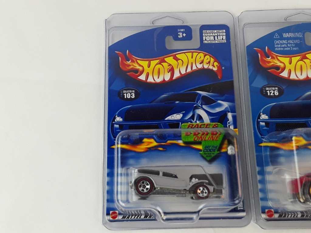 3 HOT WHEELS RACE & WIN NEW IN PACKAGE