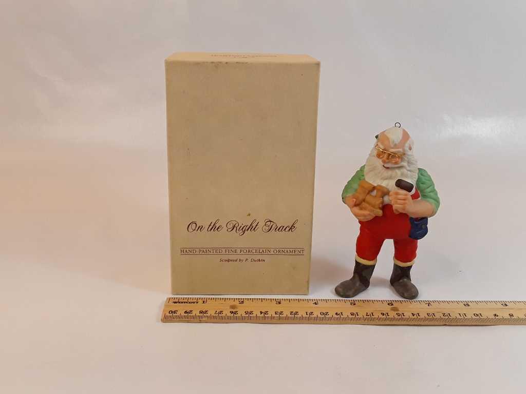 VINTAGE PORCELAIN SANTA ORNAMENT