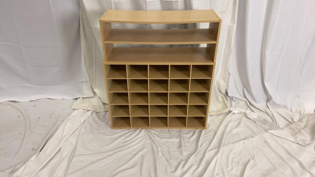 Light Wood 25 Cube Organizer and Top Storage