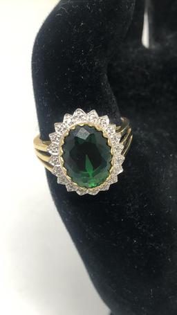 GOLD TONE OVAL CUT GREEN STONE RING