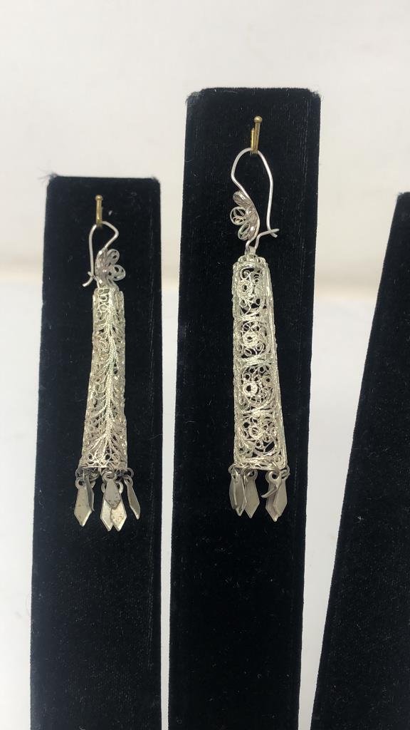 SILVER DANGLE EARRINGS 7G