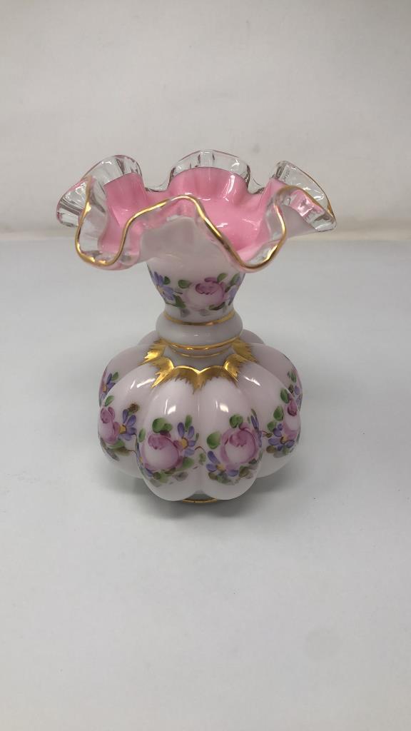 CHARLETON HAND DECORATED RUFFLED VASE