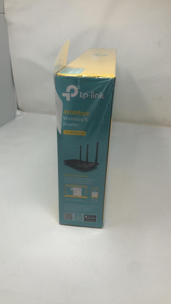 BRAND NEW TP-LINK WIRELESS N ROUTER