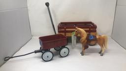 3PCS TOY SET: VINTAGE HORSE AND WAGONS