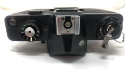 PETRI SLR 35 CAMERA