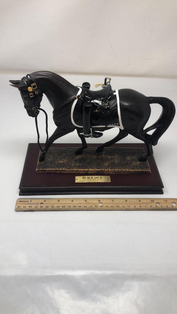 BREYER HORSE FIGURINE "BLACK JACK"