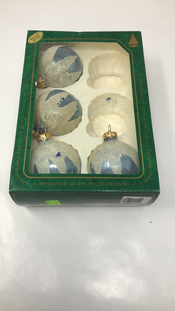 GLASS CHRISTMAS BULBS