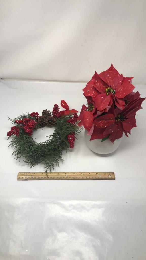 MINI WREATH AND POINSETTIA VASE