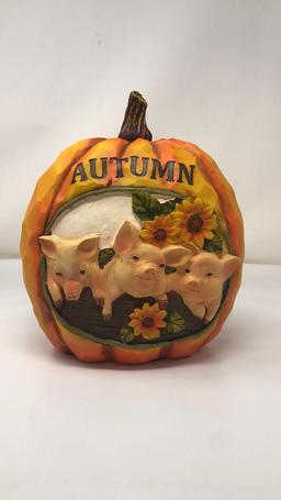 AUTUMN PIGS PUMPKIN