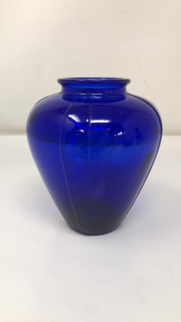 6)MARYLAND GLASS, COBALT BLUE & FINE CHINA ASHTRAY