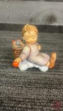 M.I. HUMMEL FIGURINE ORNAMENT "LOVE FROM ABOVE"
