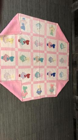 SUN BONNET SUE PATCH QUILT