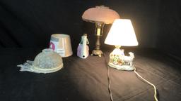 DECORATIVE TABLE LAMPS & SHADES