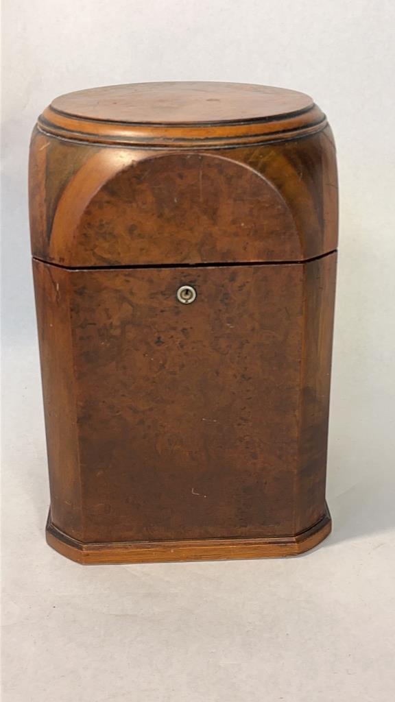 WM. A. FRENCH EDWARDIAN STYLE HUMIDOR