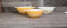 3) PYREX  GOLD CINDERELLA BUTTERFLY MIXING BOWLS