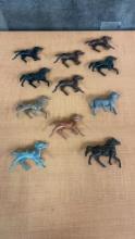 11) 1960s HARDSHELL LIDO SMALL TOY HORSES
