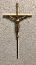 SLENDER METAL CRUCIFIX WALL CROSS