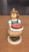 M.I. HUMMEL FIGURINE "BIRTHDAY CANDLE"